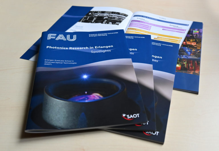 Brochure “Photonics Research in Erlangen” including Scientist, Research, and Publications Spotlight of the QOQI group